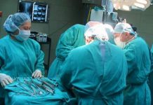 Realizan con éxito trasplante de riñón a niñas hondureñas