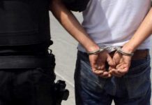 Detienen a chavalo con dinero y drogas en Costa Rica