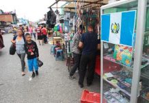 Guatemala: Colocan bandera como símbolo de pago de extorsión