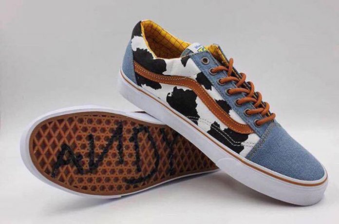 VANS-UNO