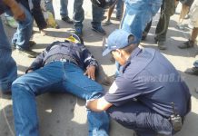 Levantan a motociclista cerca del Antiguo Cine González