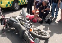 Irrespeto a señal de «Alto» deja a motorizado lesionado