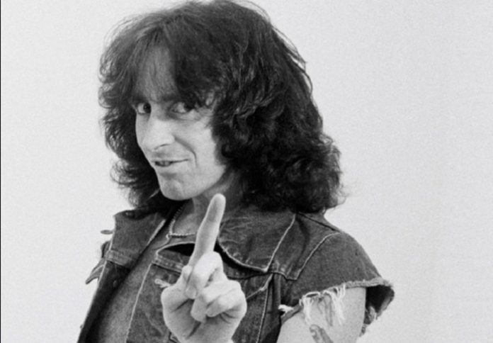 acdc-calle