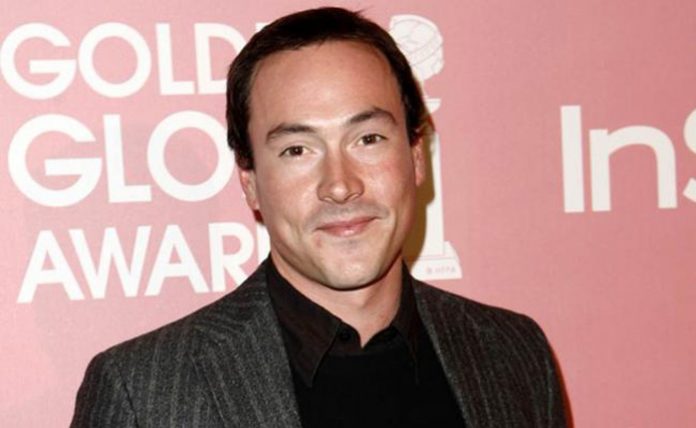 actor-de-american-pai-sera-papa