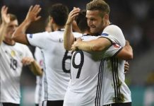 Alemania vence 2-0 a Ucrania