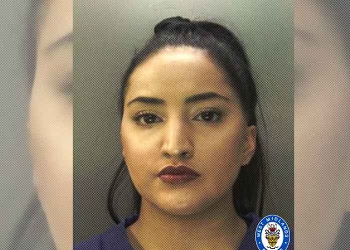 arrestada reino unido, tarjeta, prision, trabajadora de la salud,