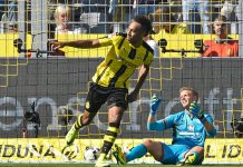 Doblete de Aubameyang da triunfo al Dortmund