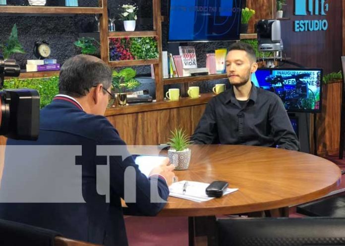 ben-norton-02 nicaragua, ben norton, usaid, financiamiento, oposicion,