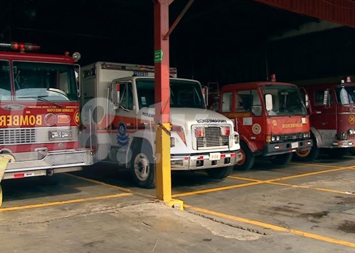 Foto: Bomberos alertan sobre riesgos mortales en temporada de lluvias/TN8