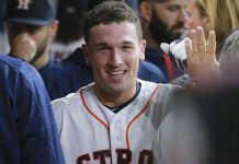 Con jonrón de Bregman, Astros superan a Cachorros