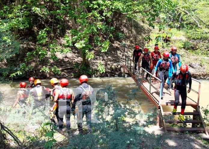 bomberos-aguas-02 nicaragua, bomberos, capacitacion, aguas, rescate,