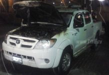 Camioneta se prende en llamas en carretera a Masaya