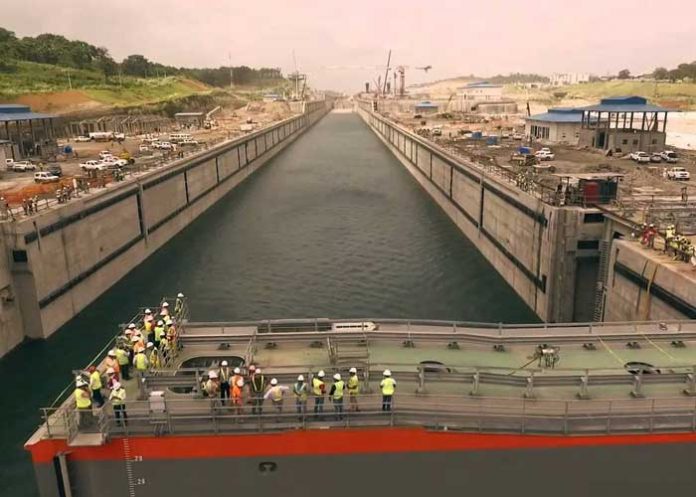 canal-b
