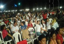 Jóvenes católicos celebran Pentecostes