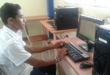Estudiantes con nueva tecnología en Ciudad Belén