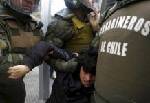 Chile: Enfrentamientos entre estudiantes y policía deja 140 detenidos