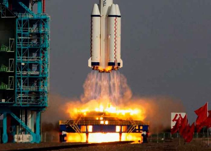 China, astronautas, primera misión espacial tripulada,