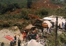 Desprendimiento de tierras provoca 20 muertos en suroeste de China