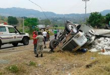 Choque entre rastra y vehículo deja varios heridos en Honduras