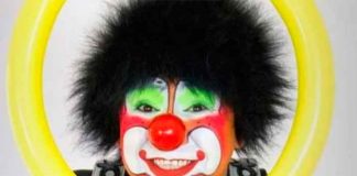 mexico, payaso, chuponcito, demanda, acoso sexual, ex pareja,