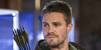 cine, stephen amell, arrow, esposa, discusion,