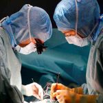 Anciana muere después de que exguardia le realizará una cirugía, Pakistán pakistan, anciana, cirugia, negligencia,