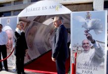 Francisco llega a la fronteriza Ciudad Juárez
