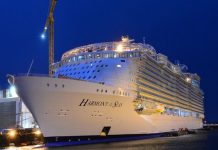 Zarpa el nuevo crucero más grande del mundo desde Francia hacia Inglaterra