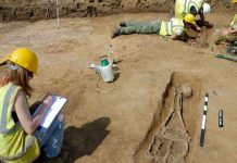 roma, descubrimiento, cuerpos, decapitados, cementerio,