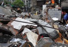 Derrumbe de edificio en China deja un herido