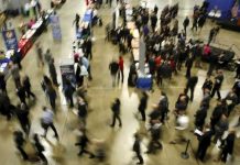 Aumentan solicitudes de subsidios por desempleo en EEUU