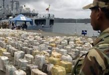 Encuentran semisumergible en construcción para transportar droga