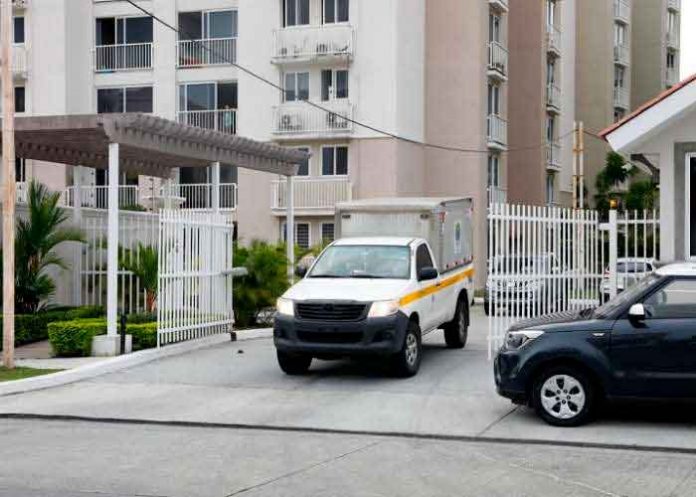 panama, torres versalles, fallecimiento, señora, muerte, caida, cuarto piso,