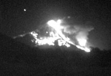 Expulsa material incandescente el volcán Momotombo