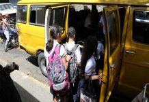 Transporte escolar con niños abordo es robado