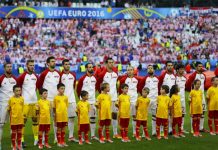 España busca renovarse tras prematura eliminación