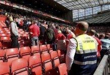 Evacúan Old Trafford y cancelan juego ante el Bournemouth