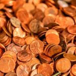 Padre pagó la pensión alimenticia de su hija con puras monedas estados unidos, video, viral, pension alimenticia, avery sanford, insolito,