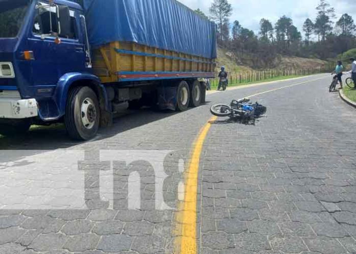 nicaragua, accidente, transito, jalapa, moto,