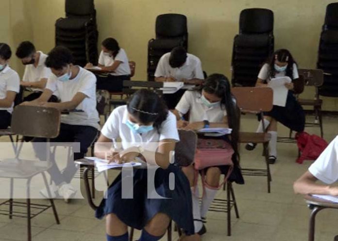 nicaragua, mejor estudiante, colegio, educacion, docente,