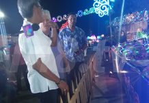 Ex jugadores de grandes ligas recorren altares de la avenida de Bolívar a Chávez