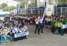 Colegios dan lectura al Acta de Independencia