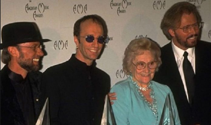 fallece-mama-de-los-bee-gees