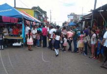 Feria Por Amor a Nicaragua en barrio Santa Rosa de Managua