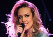 Fey arranca gira internacional en 2016