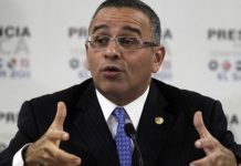 El Salvador: Admiten demanda contra Mauricio Funes