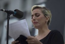 Lady Gaga llora desconsolada por las víctimas de Orlando