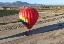 Mueren 2 turistas al caer un globo aerostático en México