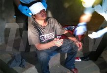 Antisociales golpean a una persona sin razón alguna