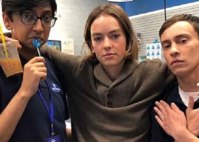 cine, atypical, serie, netflix,